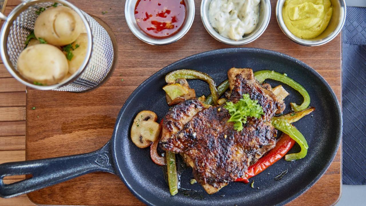 Hotel Restaurant Wuerzig In 乌尔齐希 外观 照片